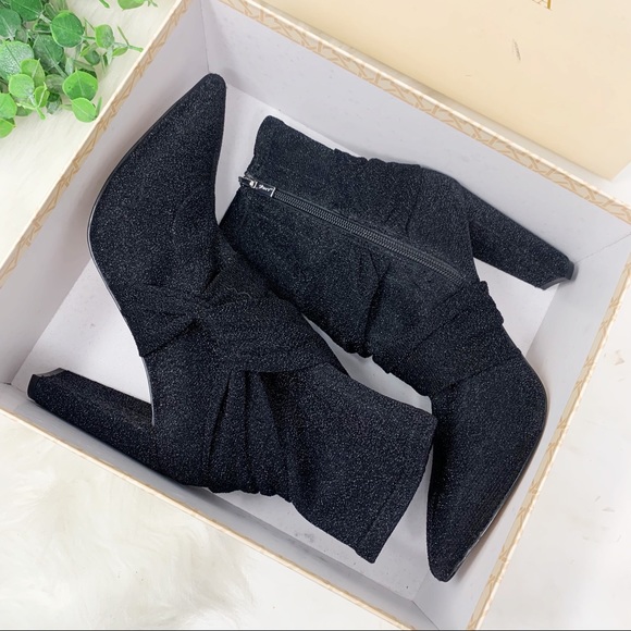 Badgley Mischka Shoes - Jewel Badgley Mischka Romance Black Bootie 8